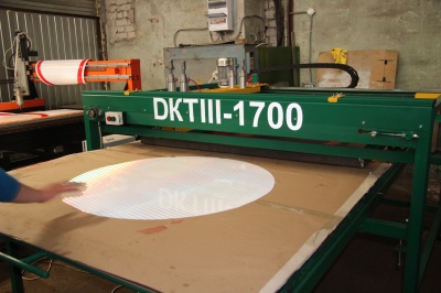 Полуавтоматический станок для шелкографии DKT II-1300